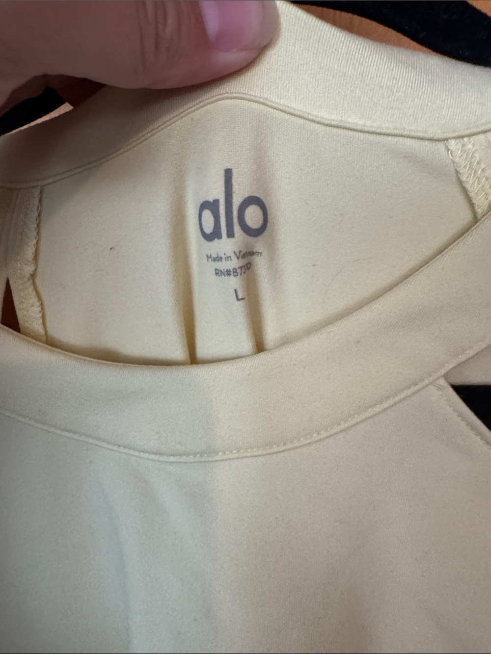 Vintage Alo yoga top - Picture 3 of 6